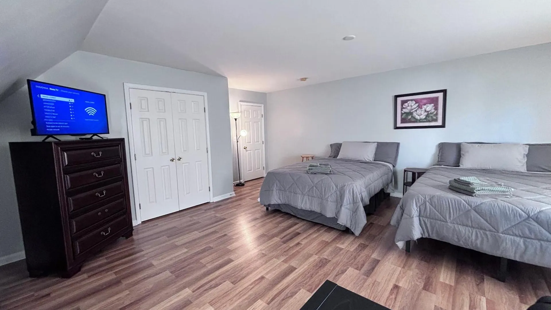 Amazing 4 Bdrm Home W Garage In Charlotte