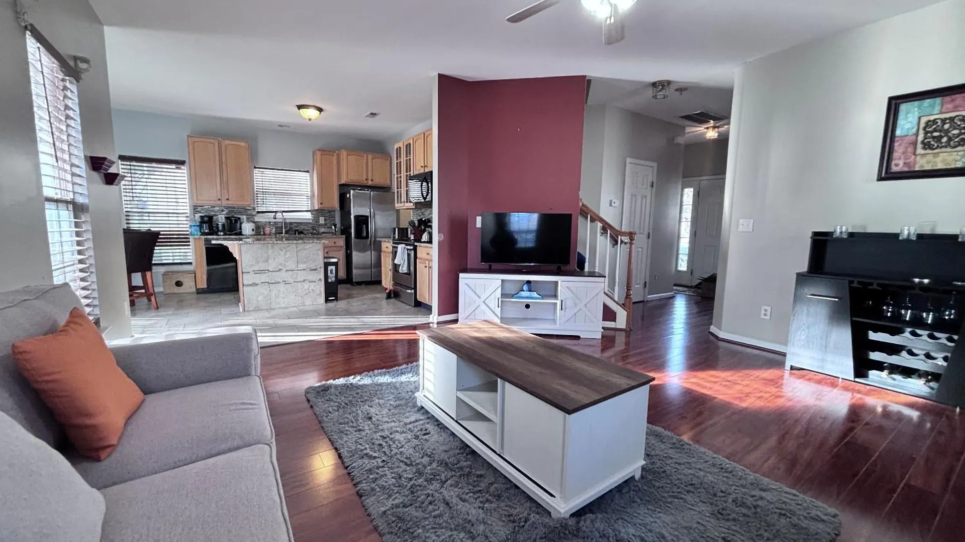 Vila Amazing 4 Bdrm Home W Garage In Charlotte